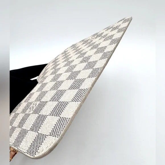 Louis Vuitton Damier Azur Neverfull Pouch - Picture 7 of 8